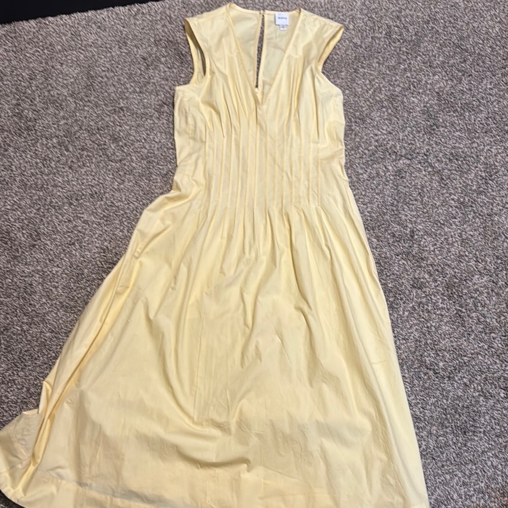 Chic Maeve Yellow Sleeveless Dress